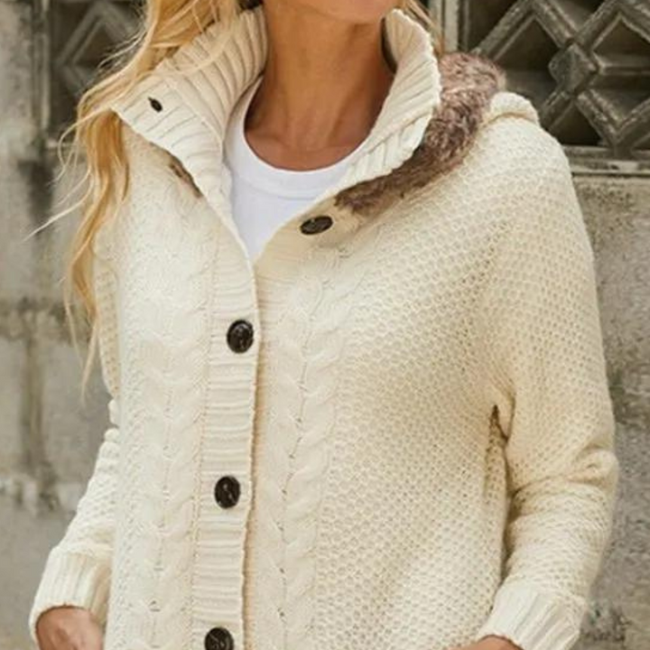 NAYLANI - Kapuzenstrickjacke für Frauen